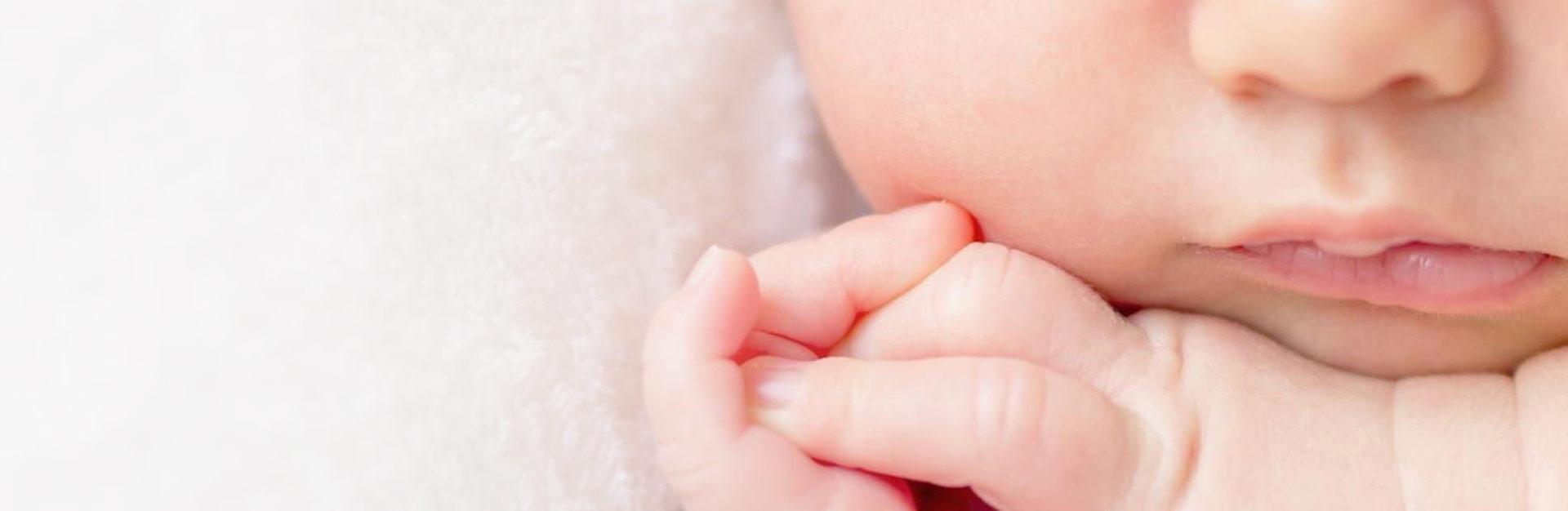 1000 jours qui comptent : l’influence de l’alimentation sur le microbiote intestinal de bébé SLIDER CH FR