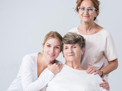 Vignette 3 femmes 3 générations Vignette 3 femmes 3 générations